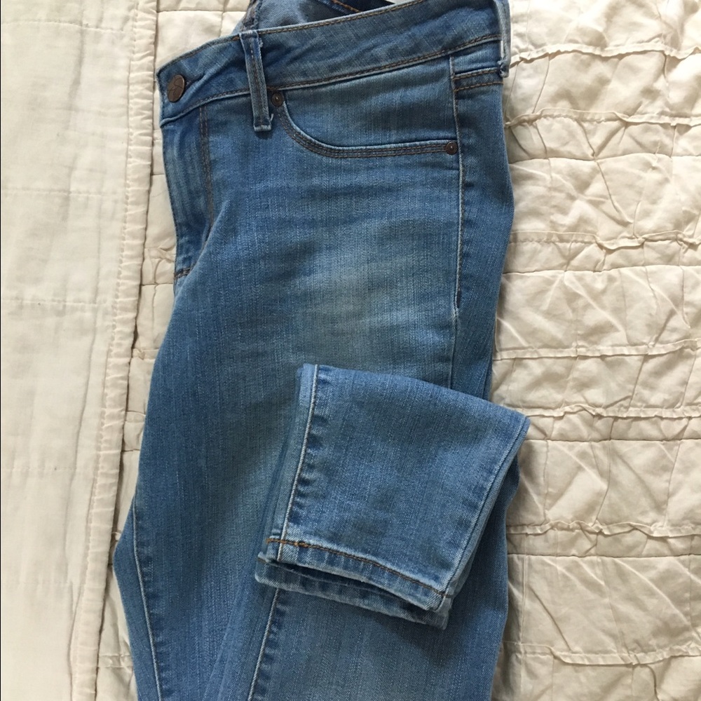 Jessica Simpson 'Kiss Me' super skinnies