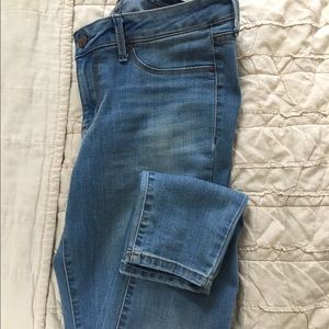 Jessica Simpson 'Kiss Me' super skinnies