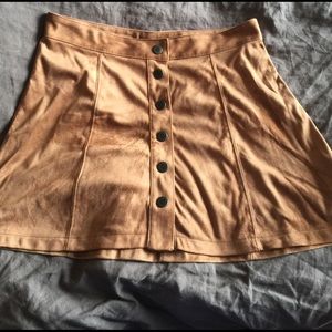 Never worn American Eagle button skirt