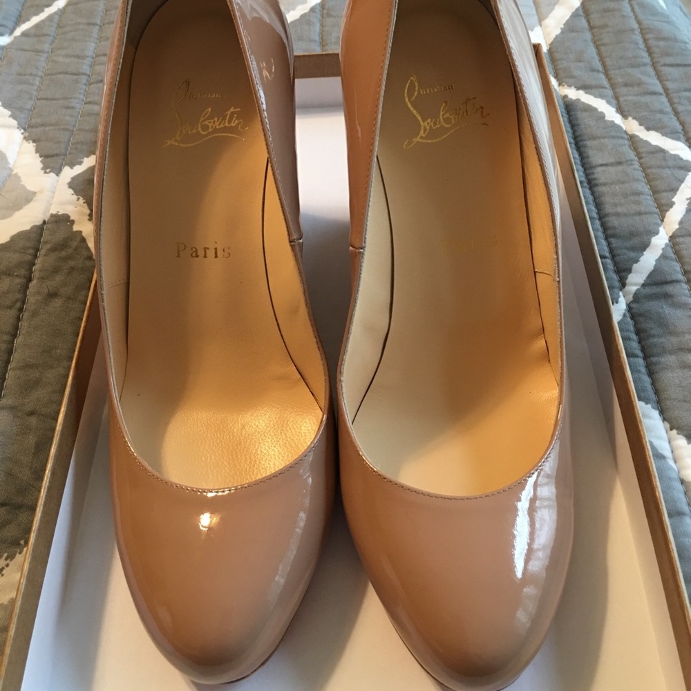 Christian Louboutin Nude 'Ron Ron Zeppa' Wedges