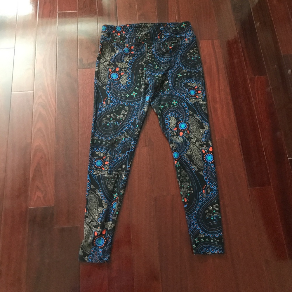 Super cute TC leggings