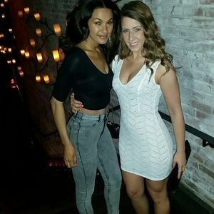 BLANC White lace body con cocktail dress