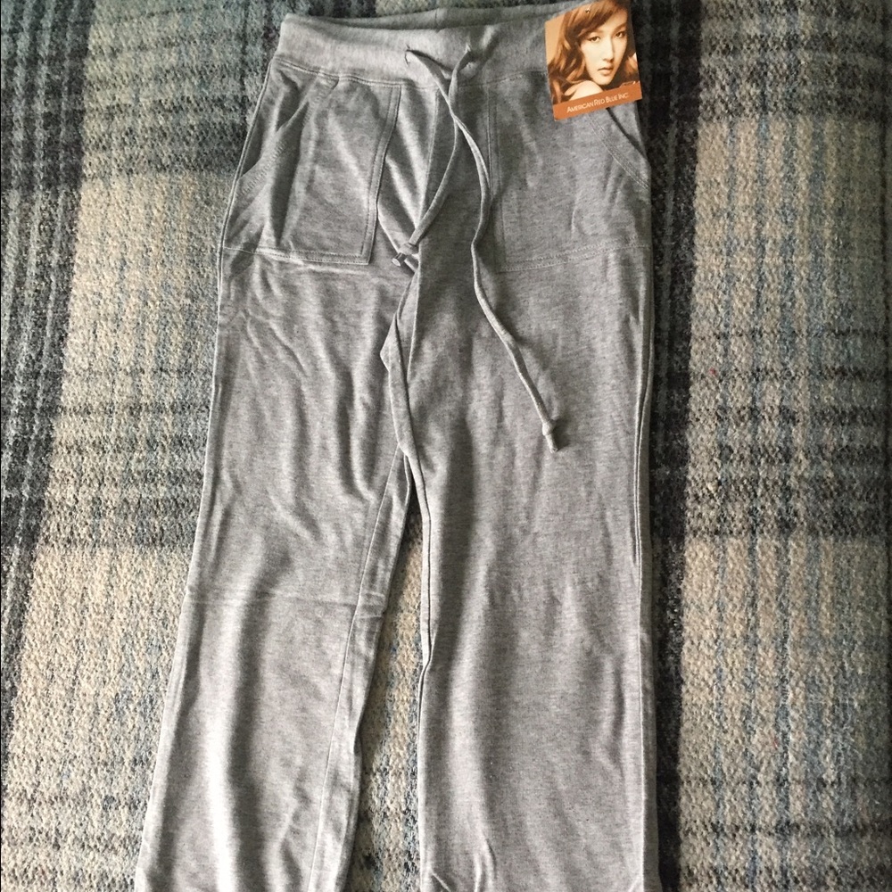 🚫 TRADED 🚫 Gray sweat pants