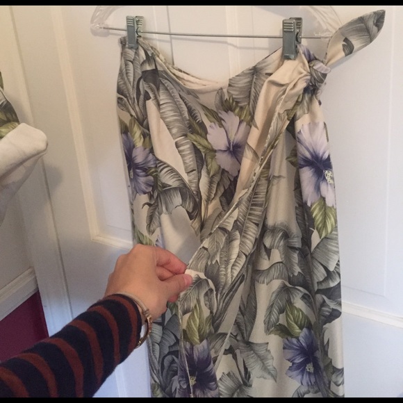 Tommy Bahama set - Picture 3 of 4