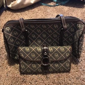 Dooney and Bourke wallet and barrel bag purse