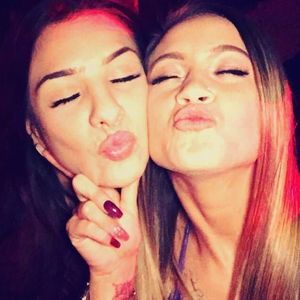 Meet your Posher, Whitney