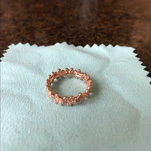 Rose gold daisy ring