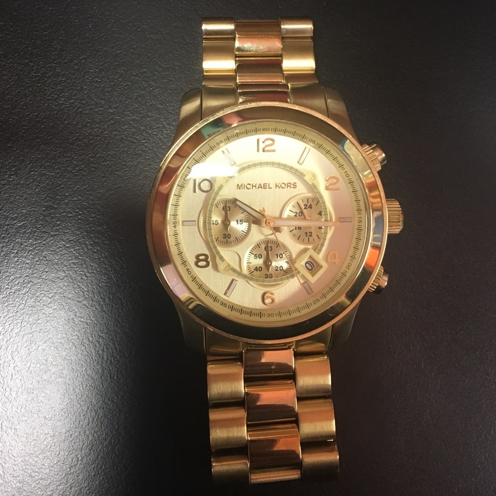Michael Kors Gold watch. MK-8077