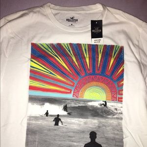 Hollister Graphic T-shirt