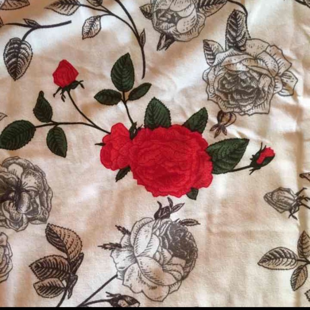 ISO this Lularoe Print!!!