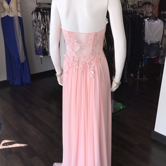 Light pink floorlength chiffon dress - Picture 4 of 5