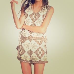 NWT Free People "Dahlia dream" romper, Sz 4.