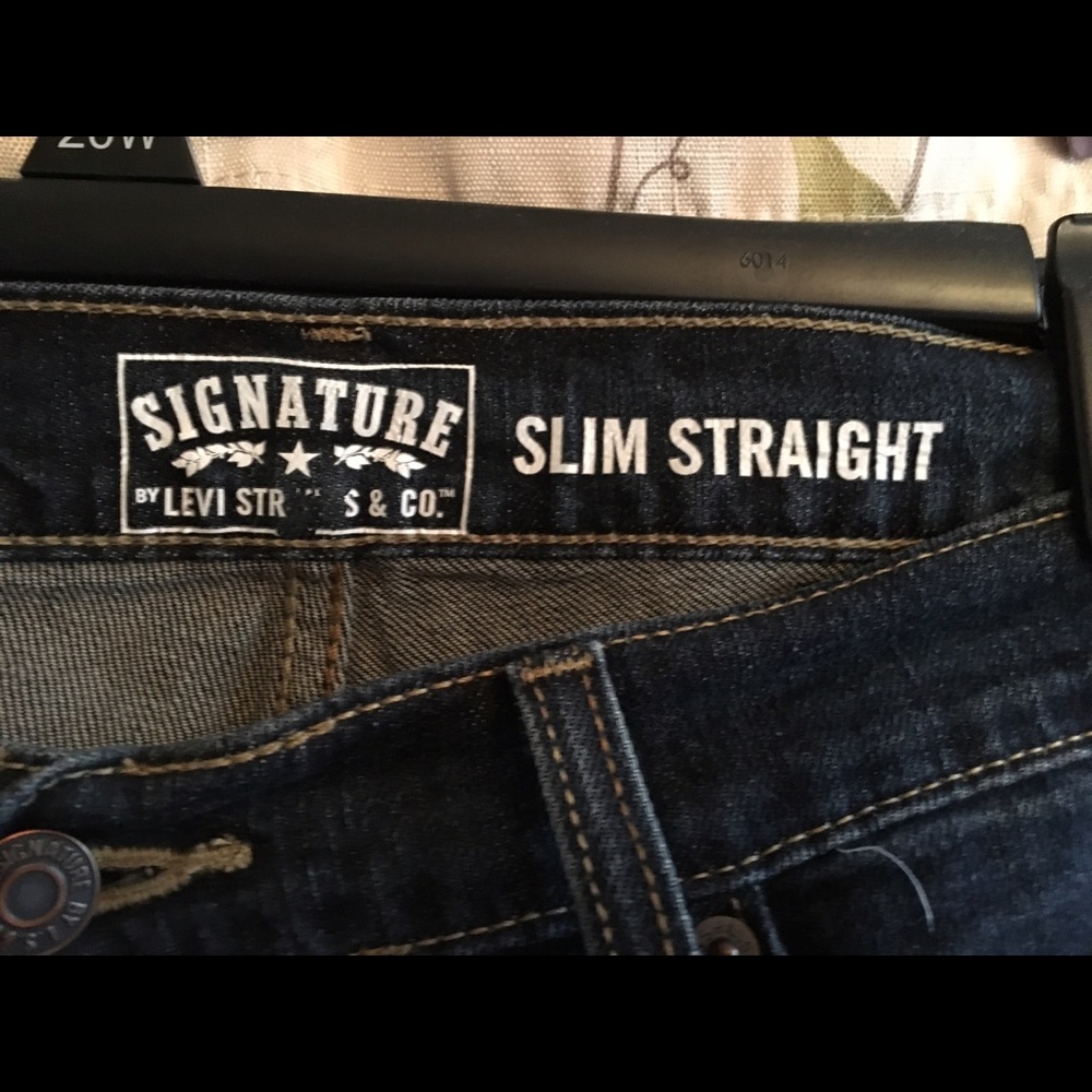 34x30 Levi straight jeans for men