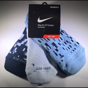 Women's Nike Dri-Fit No-Show Socks Medium