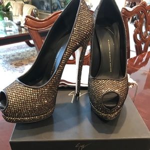 Guiseppe Zanotti Authentic Women's Heels 40 Rare!