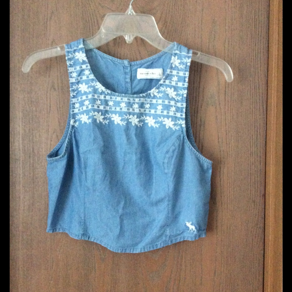 Abercrombie &Fitch crop top