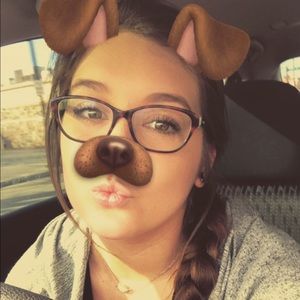 Meet your Posher, Natalie