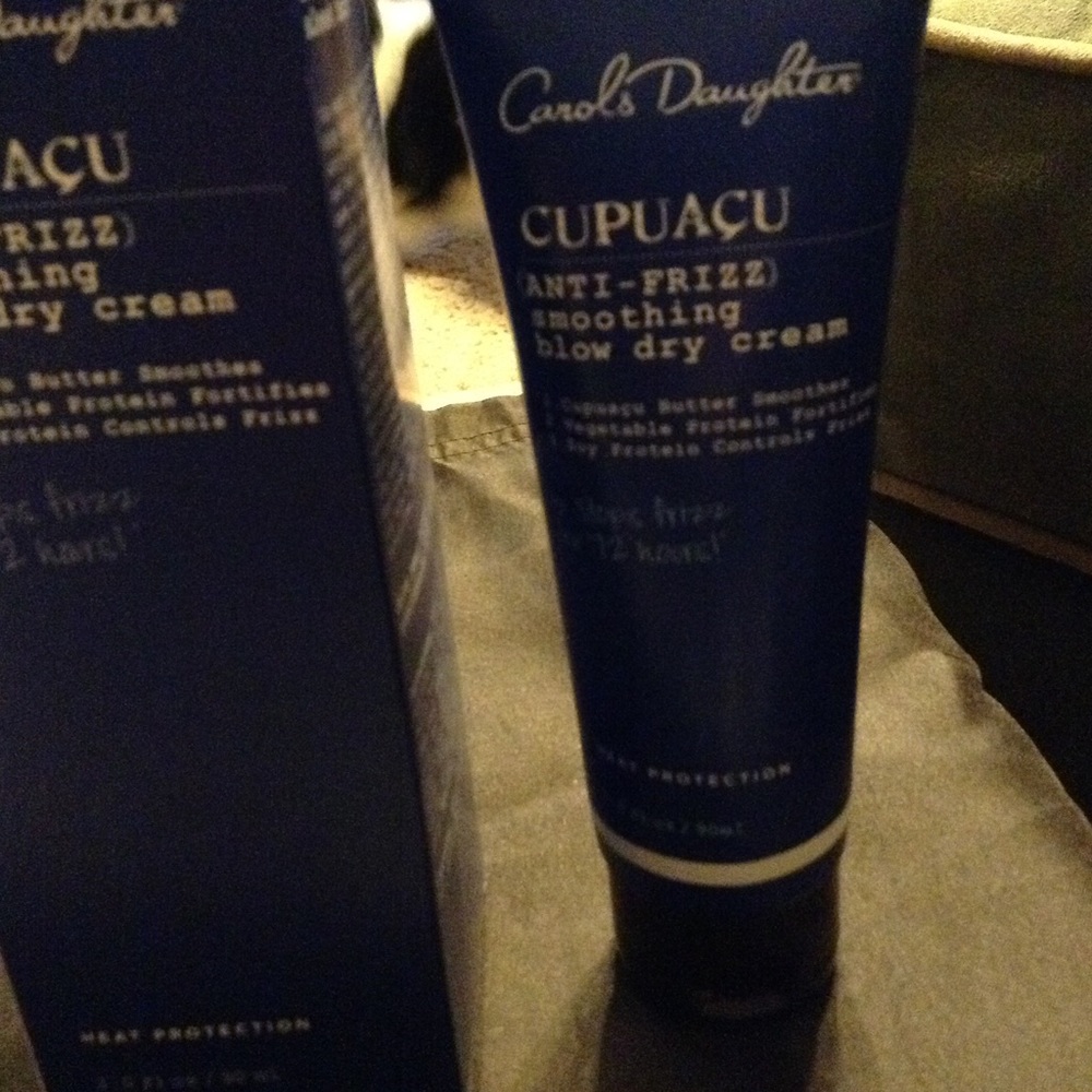 CAROLS DAUGHTER CUPUACU ANTI-FRIZZ BLOW DRY CREAM
