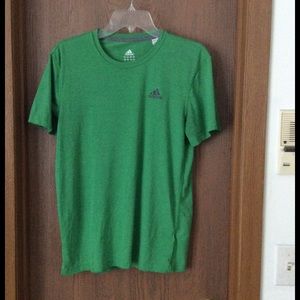 NWOT green adidas tee