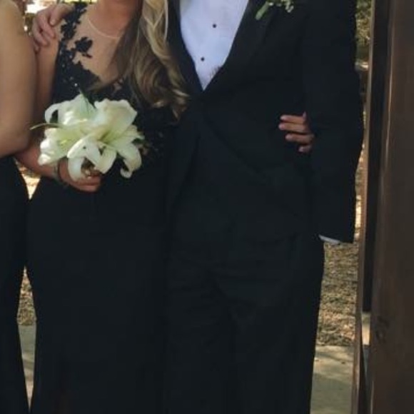 Beautiful-Stunning Black Dress - Picture 7 of 7