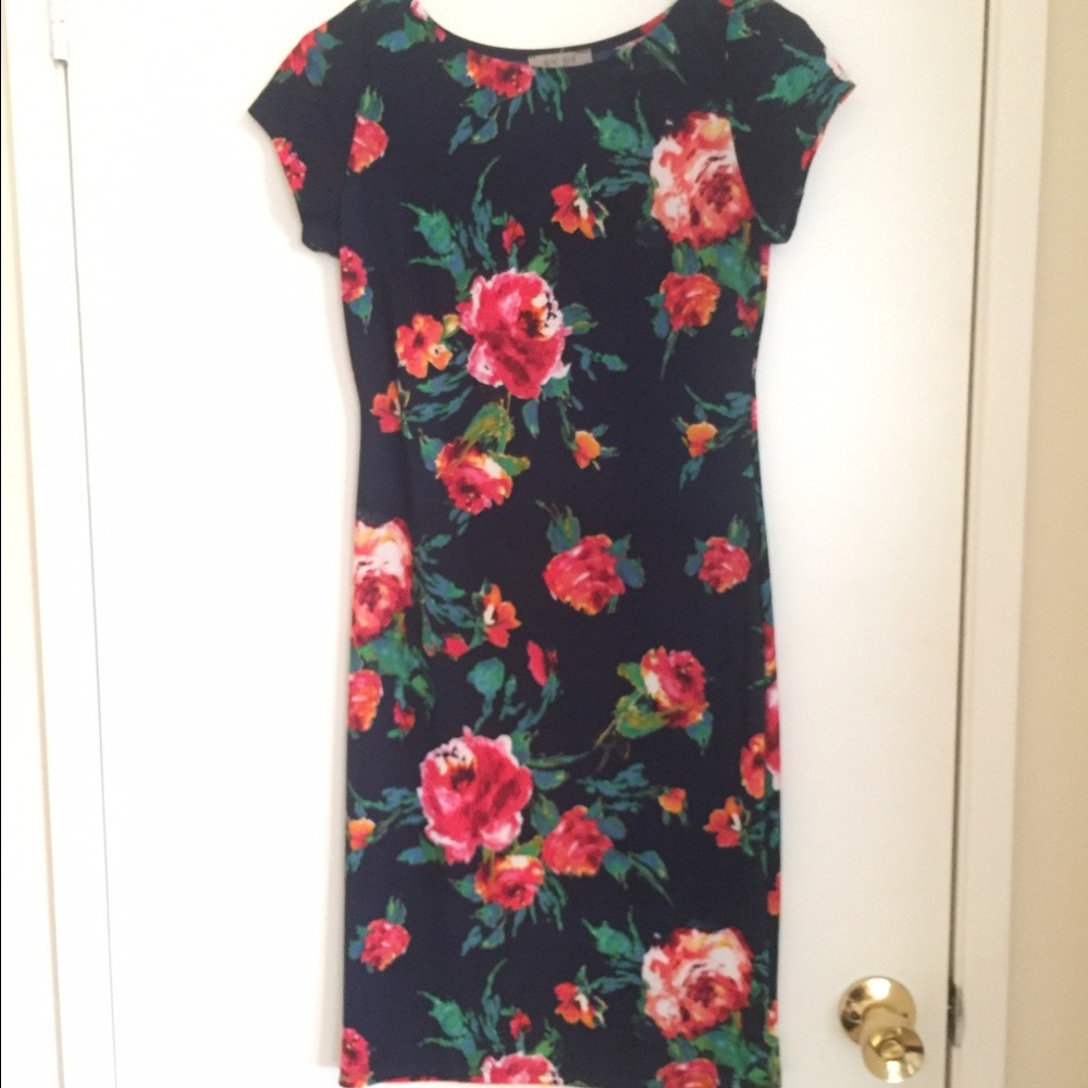 Floral body con dress - Picture 1 of 2