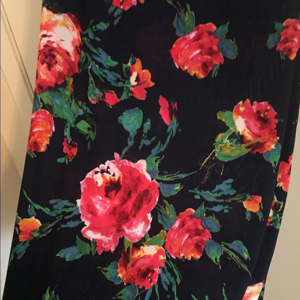 Floral body con dress - Picture 2 of 2