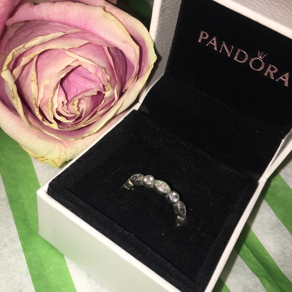 Pandora Band Ring