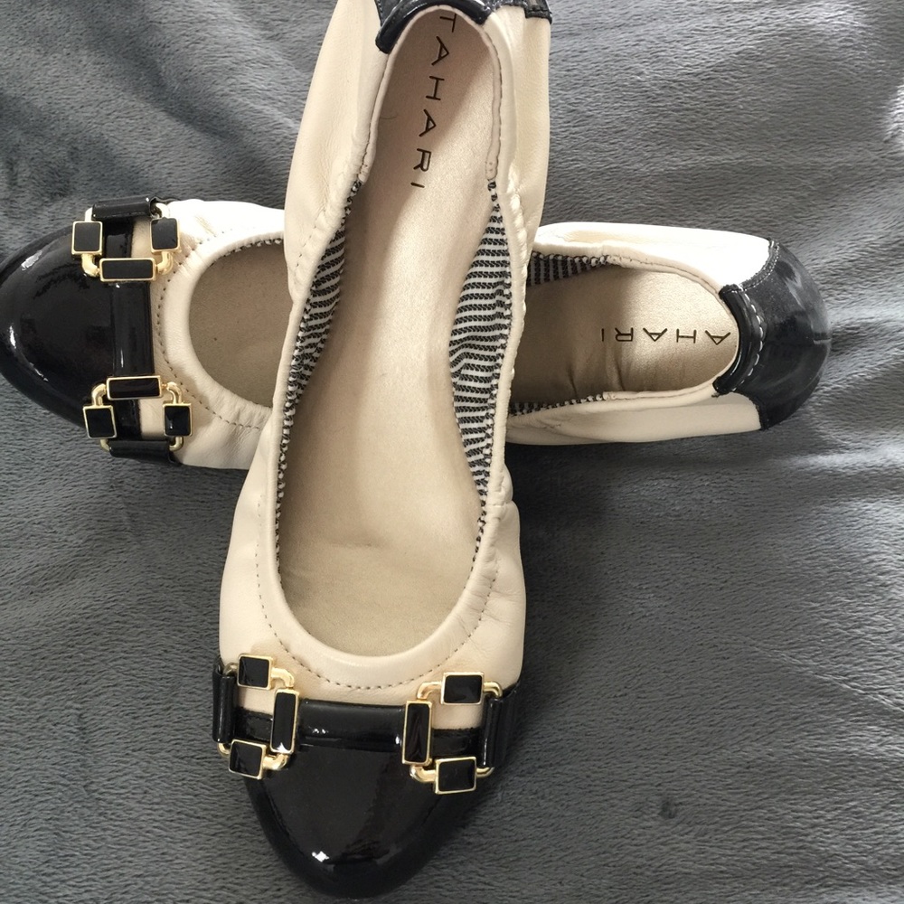 Tahari ballet flats