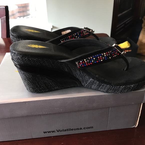 Volatile Flip Flops - Picture 2 of 2