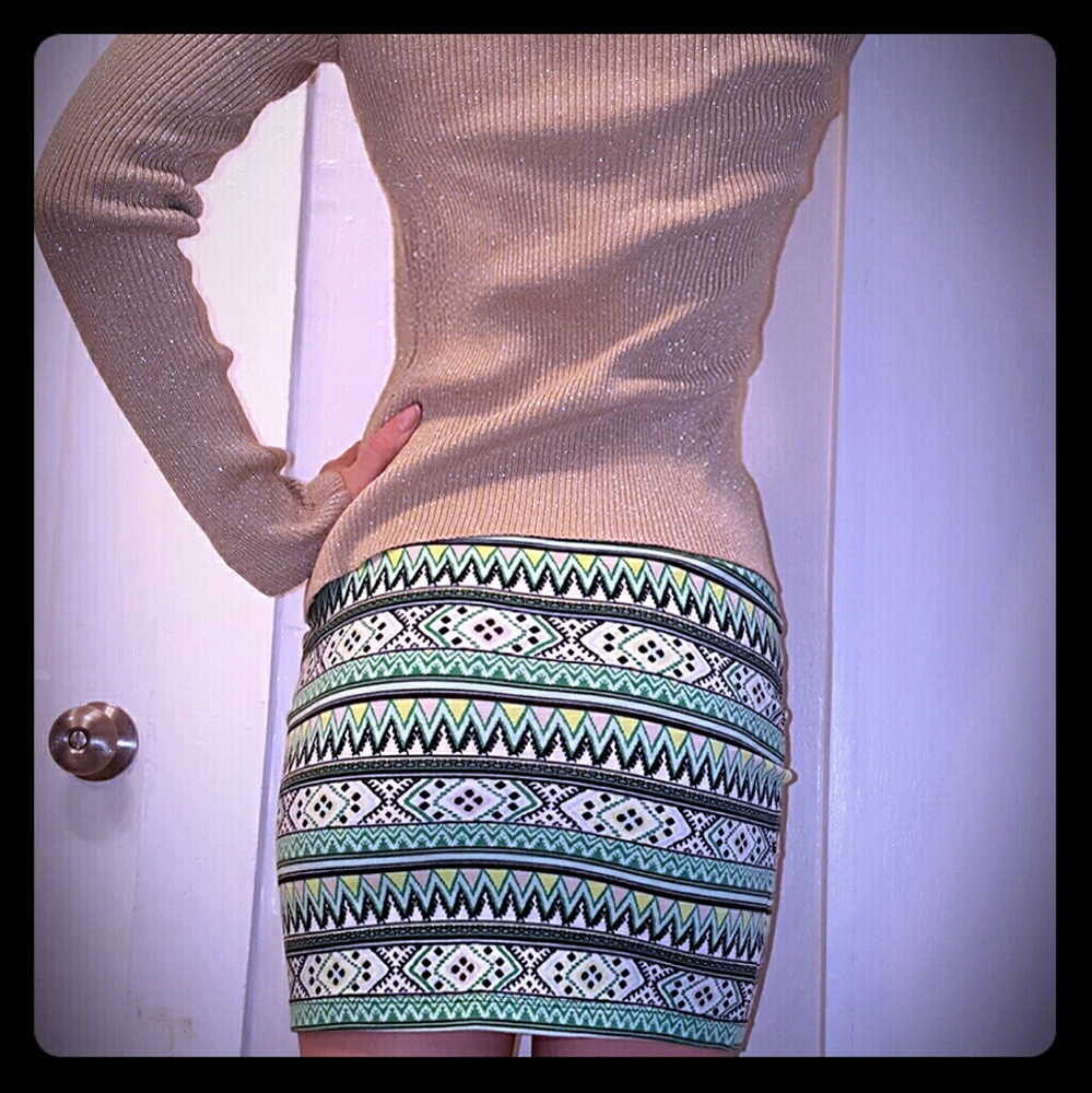 F21 green tribal bodycon mini skirt