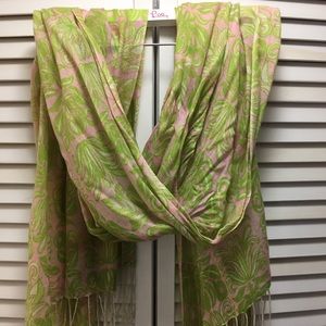 Lilly Pulitzer Murfee Scarf (EUC)