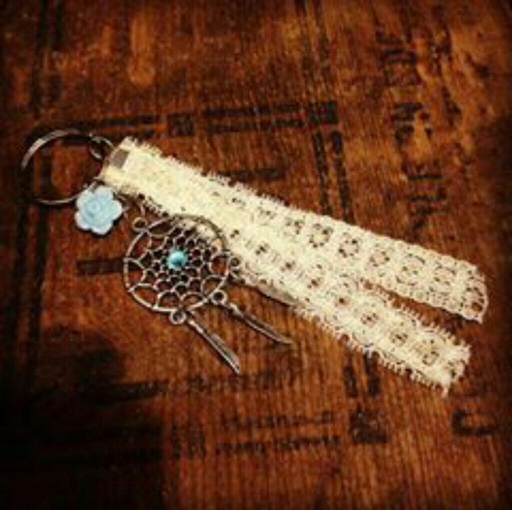 Dream Catcher & Rose Keychain