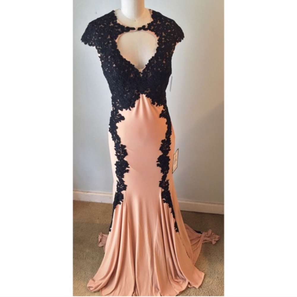 Gorgeous Prom Dress