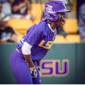 Meet your Posher, Constance