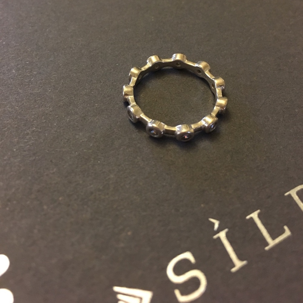 Silpada roundabout ring