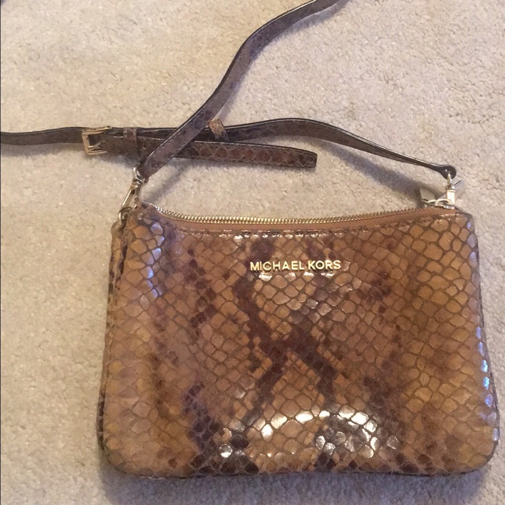 Michael Kors 3 compartment snakeskin purse!