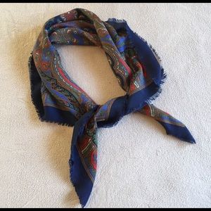 ✨🔴BOGO✨ ✨Pretty Neck Scarf