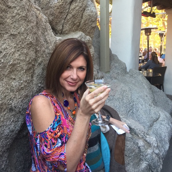 Meet your Posher, Natalie - Picture 2 of 10