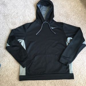 Nike Therma Pullover training hoodie