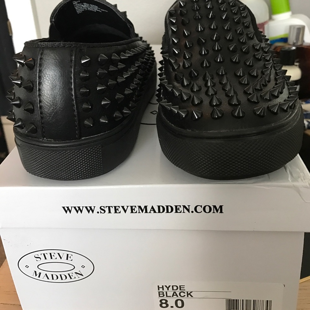 Spiked slip on