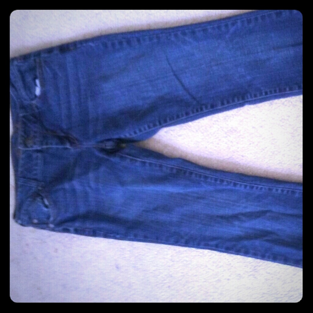 Dark blue Reese jeans in great condition