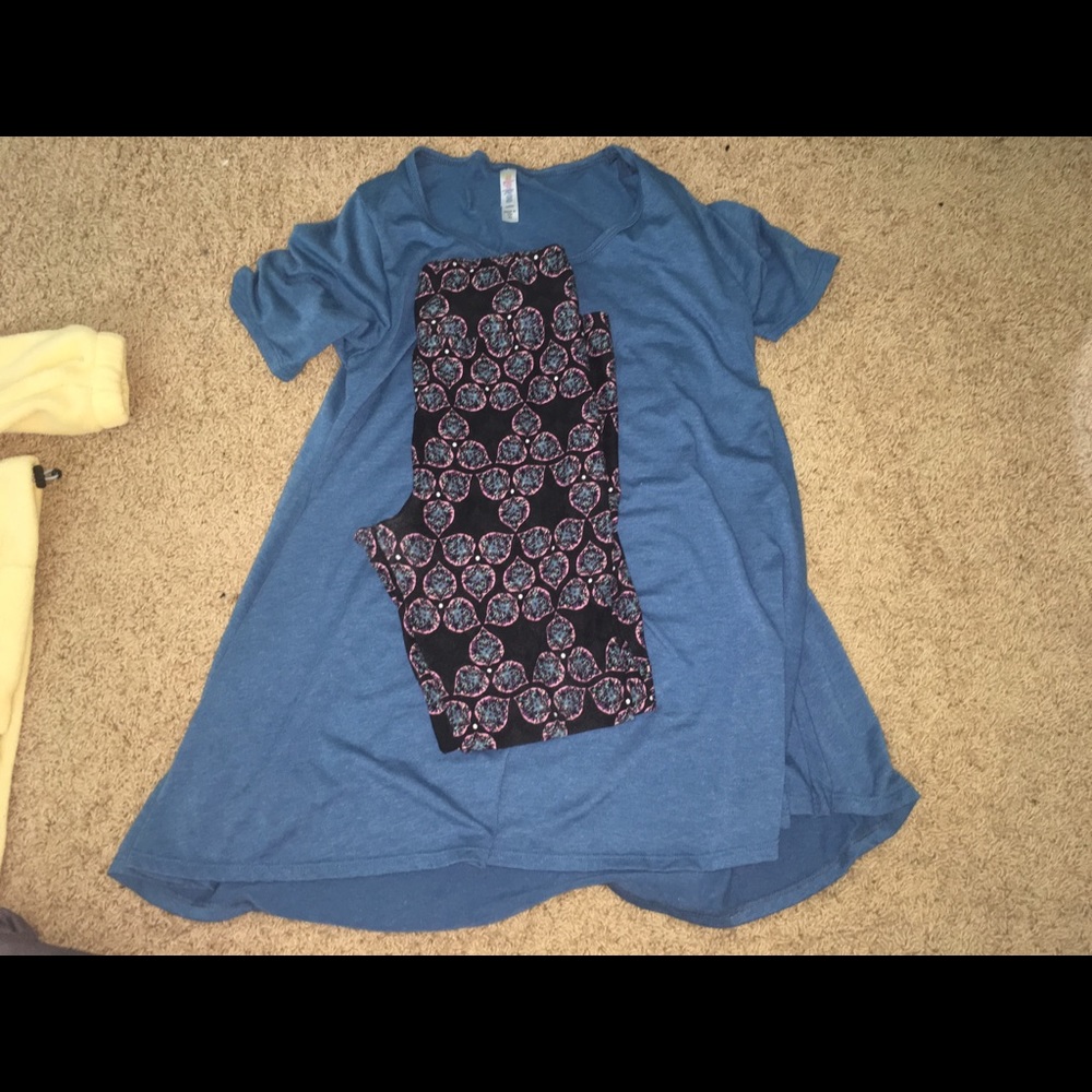 Xs Perfect T & OS Leggings outfit