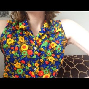 ✨💐60s Summer Button up blouse ✨🌙