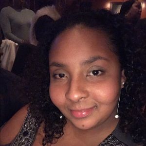 Meet your Posher, Frances