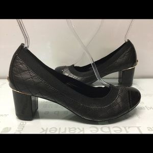 Black Tory Burch heels