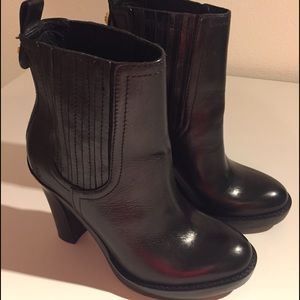 Tory Burch Black Leather Booties