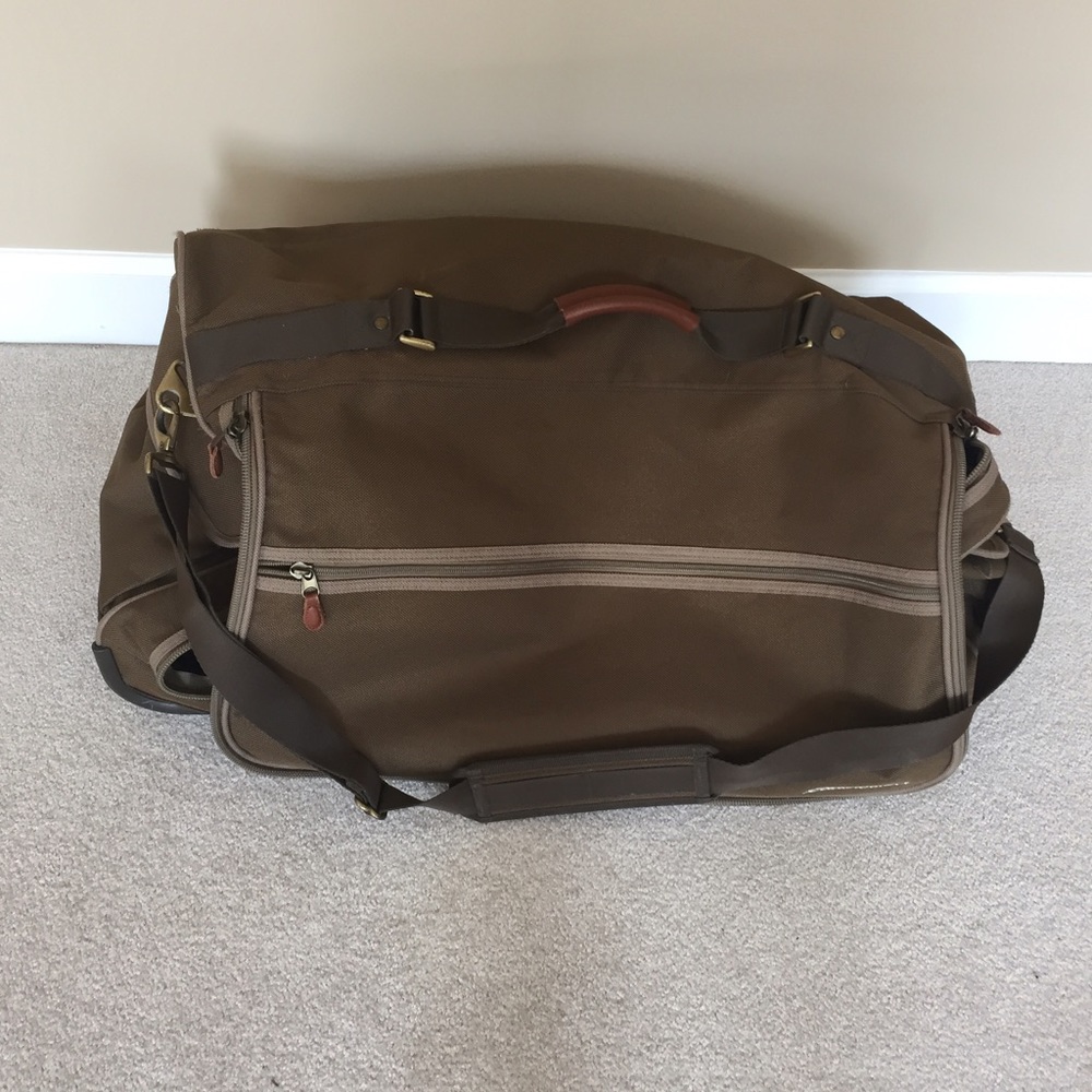 Eddie Bauer duffle bag