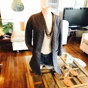 Gray NWOT quilt knit long cardigan Small