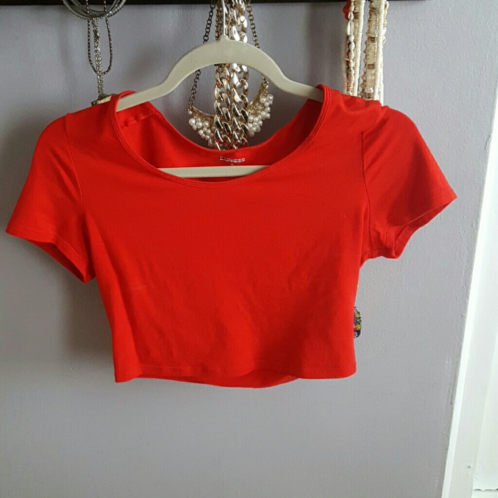 Red express crop top