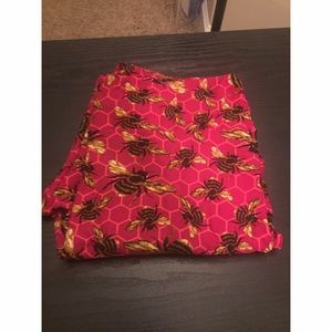 LuLaRoe Tall & Curvy Bee Leggings, Pink